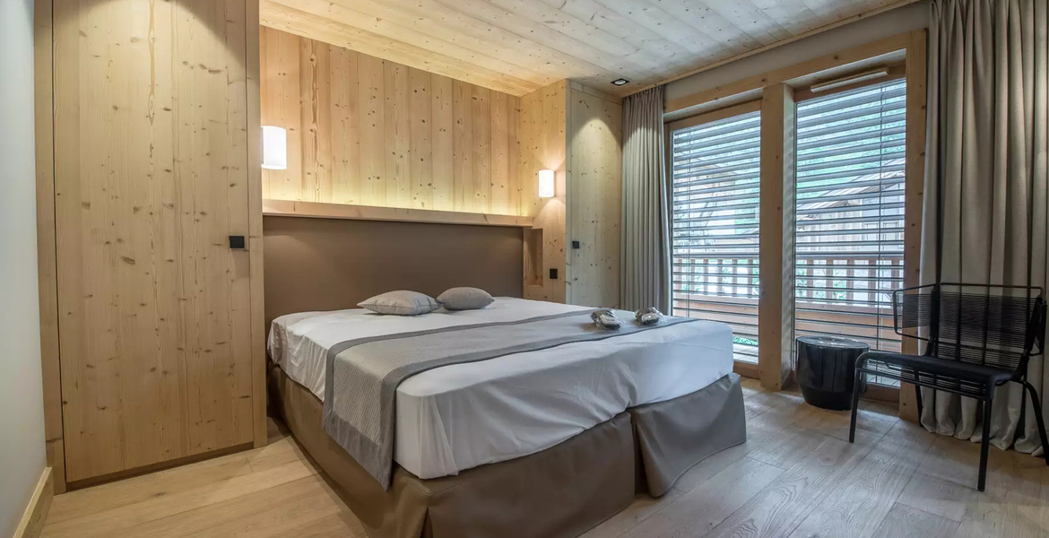Chalet in Meribel for 12 guests · 5 bedrooms · 6 bathrooms ·