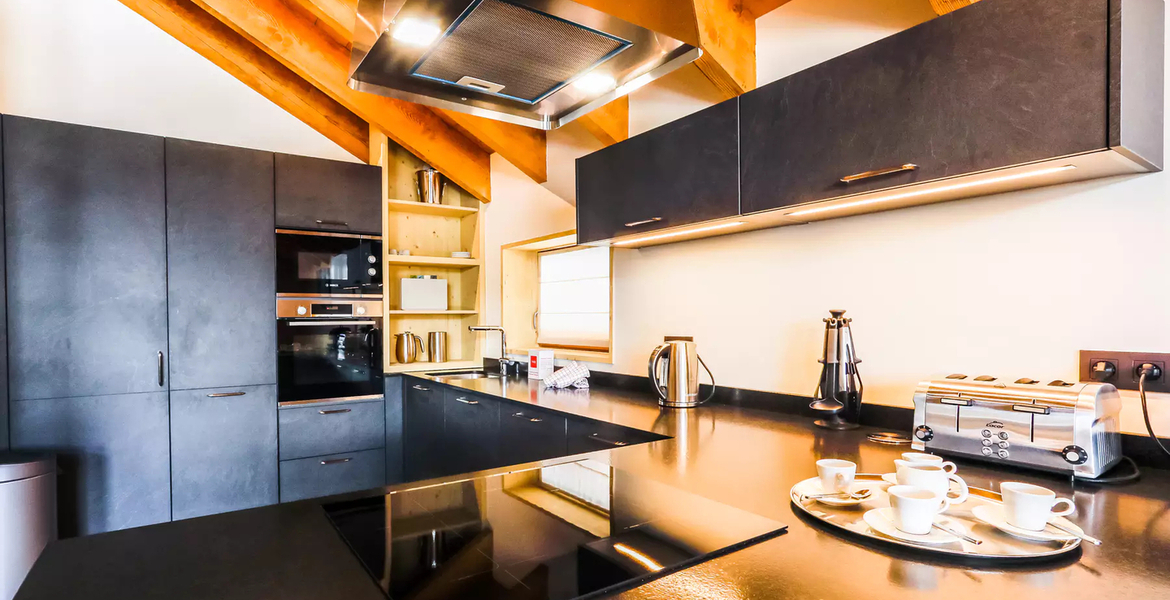 At the heart of Méribel’s majestic mountains, The Chalet is 