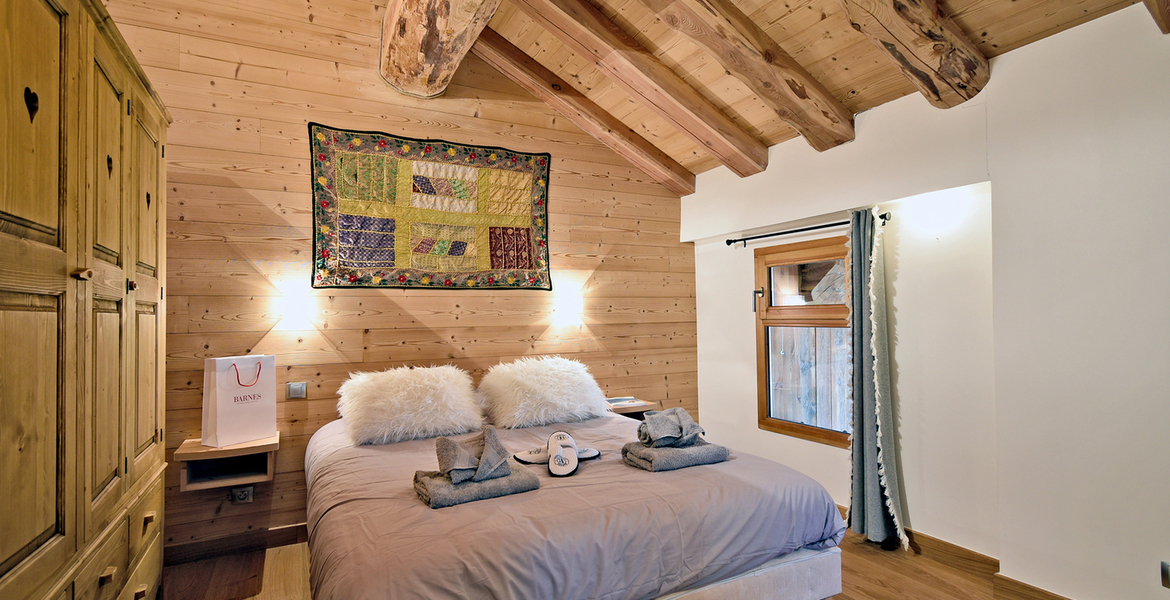 With an uninterrupted view of the mountains, this prestigiou