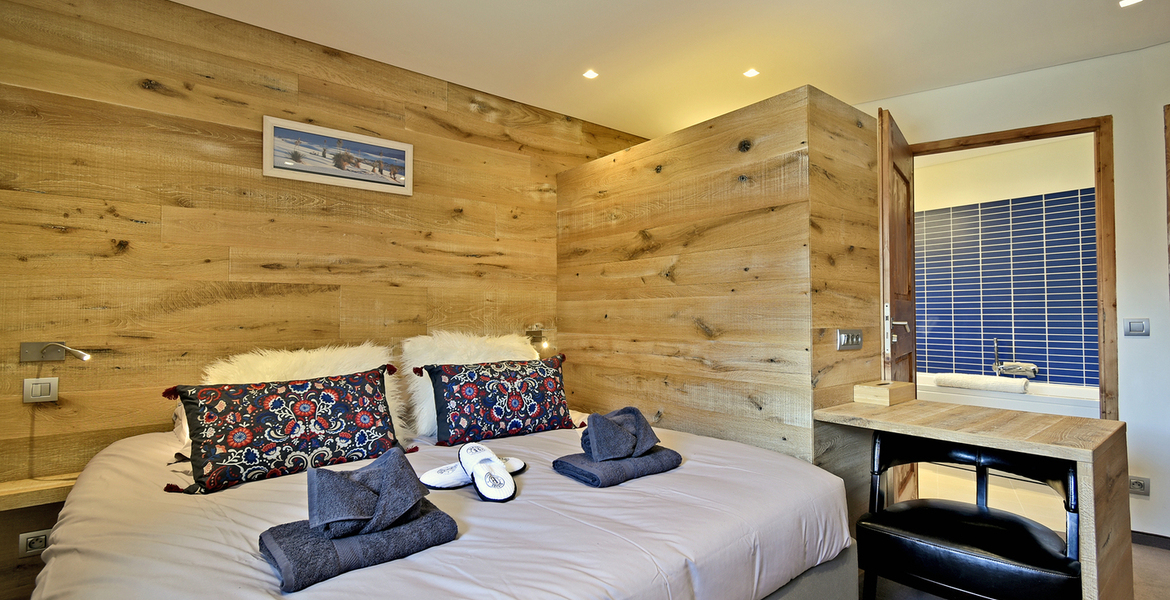 With an uninterrupted view of the mountains, this prestigiou