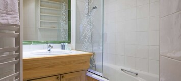 Traditional, cosy flat in the centre of Courchevel 1850, clo