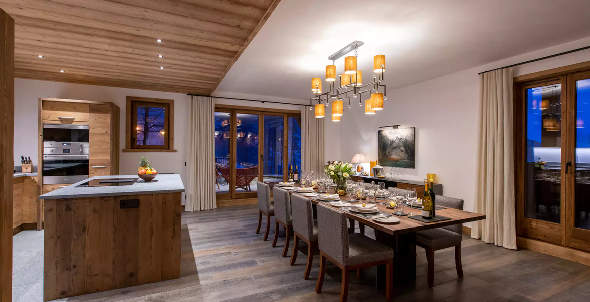 If you're looking for a chic getaway in the French Alps, loo