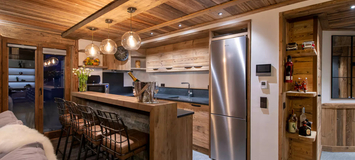 10 travellers - 4 bedrooms - 4 bathrooms - 130 sq m  The per