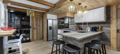 Boasting all the traditional Alpine charm, the Appartement i