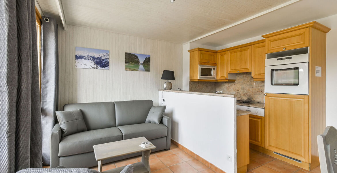 1 bedroom 35 sq-m apartment for 5 persons on the 2nd floor o