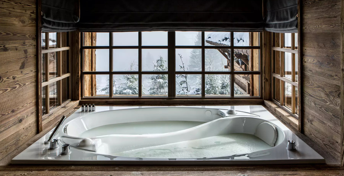 Chalet Méribel, French Alps, France 14 guests · 6 bedrooms ·