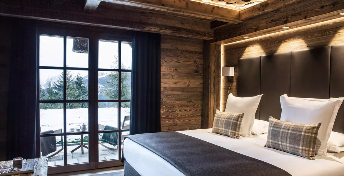 Chalet Méribel, French Alps, France 14 guests · 6 bedrooms ·