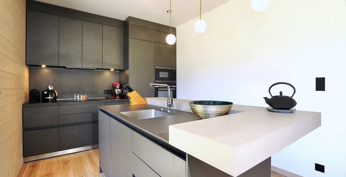 Luxury Ski-In/Ski-Out Chalet Rentals in Courchevel 1550
