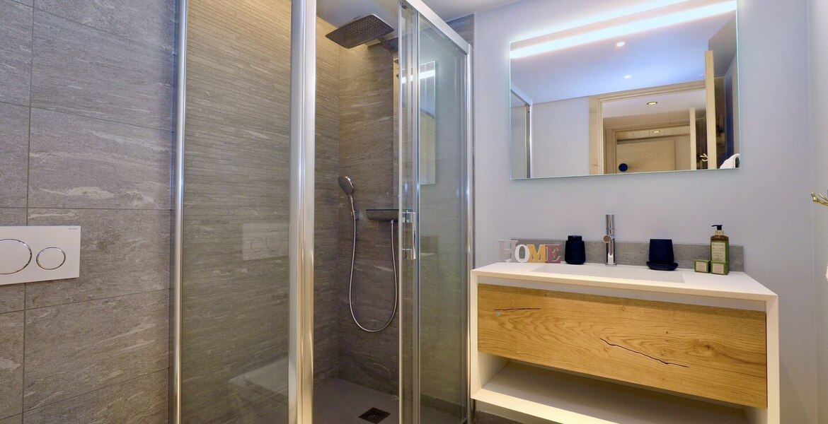 Luxury Ski-In/Ski-Out Chalet Rentals in Courchevel 1550