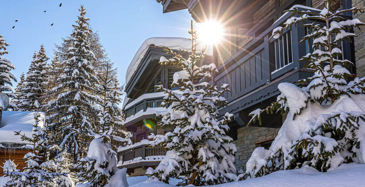Chalet  Courchevel 1850 French Alps, 12 guests 