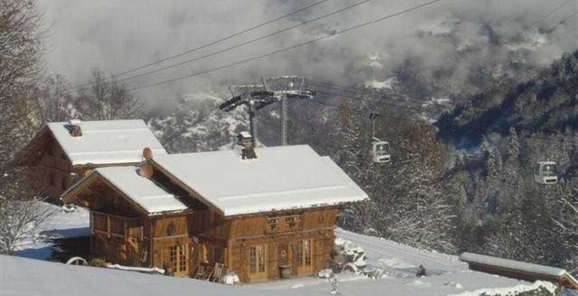 Chalet in Meribel perfect for 12 people luxury and cozy