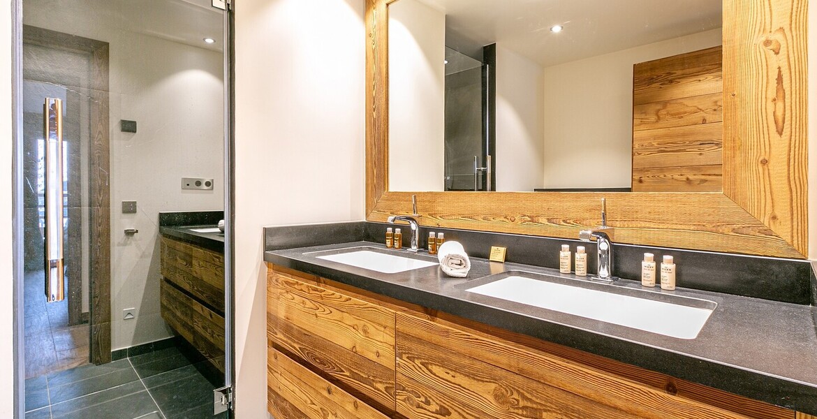 Luxury flat with a surface area of 200 m² in Meribel