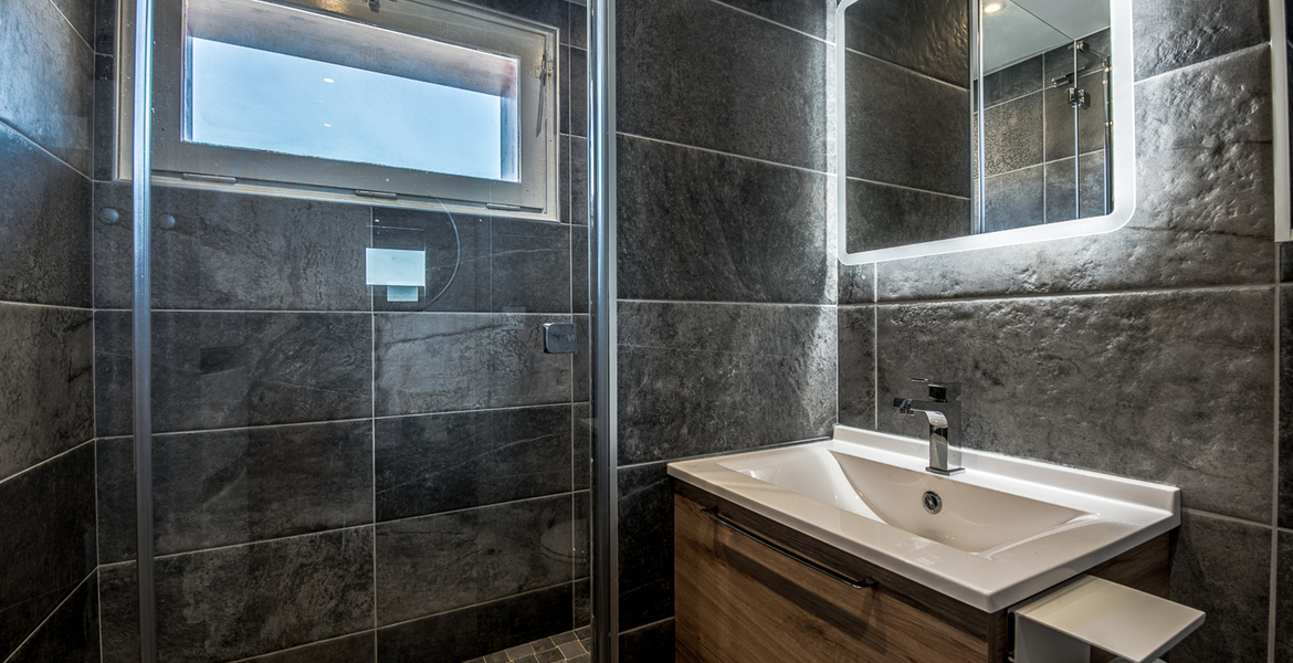 Completely renovated apartment in Meribel