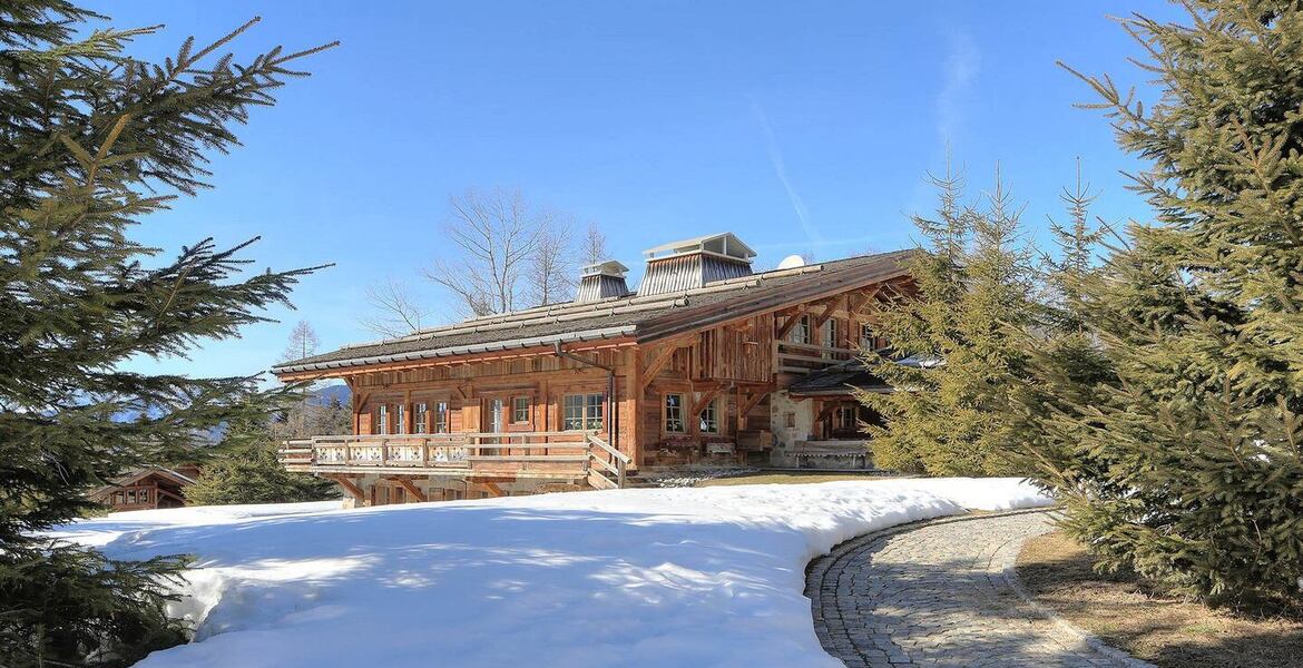 Beautiful Chalet in Megève for 16 with 7 bedrooms