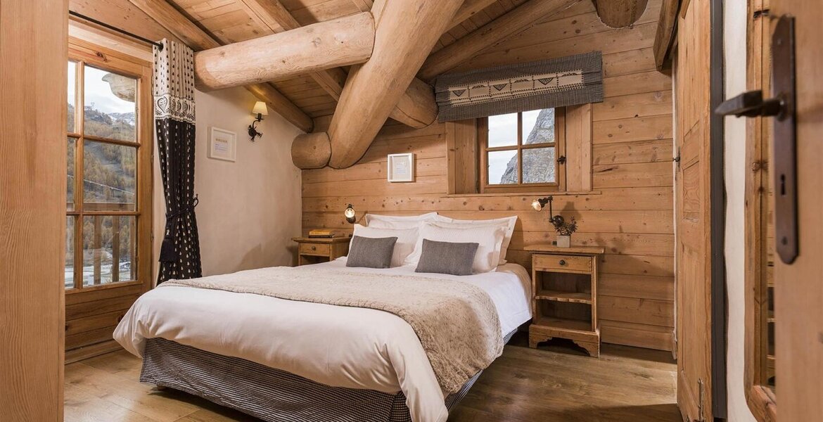 This chalet has a unique location in Val d'Isère