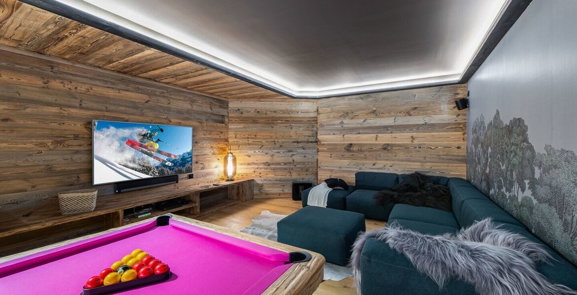 The chalet is a brand new chalet with a modern decoration