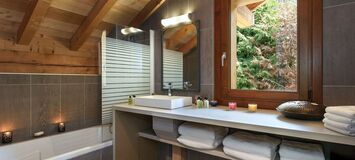Luxury Chalet in Meribel with Hot Tub - Lodge Mussillon