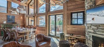 Luxury Chalet  Right at the bottom of the slopes