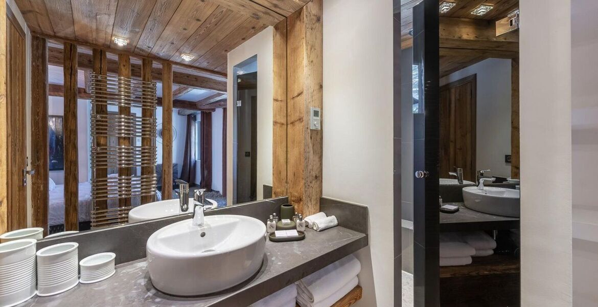 Luxury Chalet  Right at the bottom of the slopes