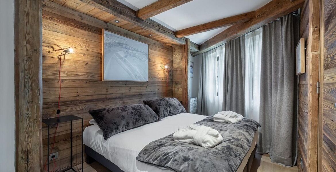 Luxury Chalet  Right at the bottom of the slopes