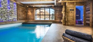 Luxury Chalet  Right at the bottom of the slopes