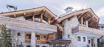 Luxury Chalet  Right at the bottom of the slopes