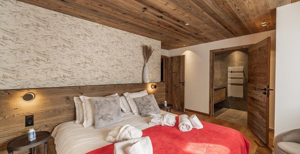 Chalet for rent in Courchevel 1300 with 320 sqm and 5 beds