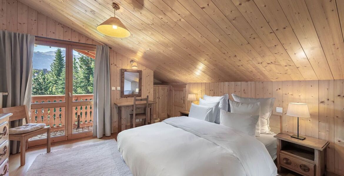 The mountain chalet in Courchevel 1850