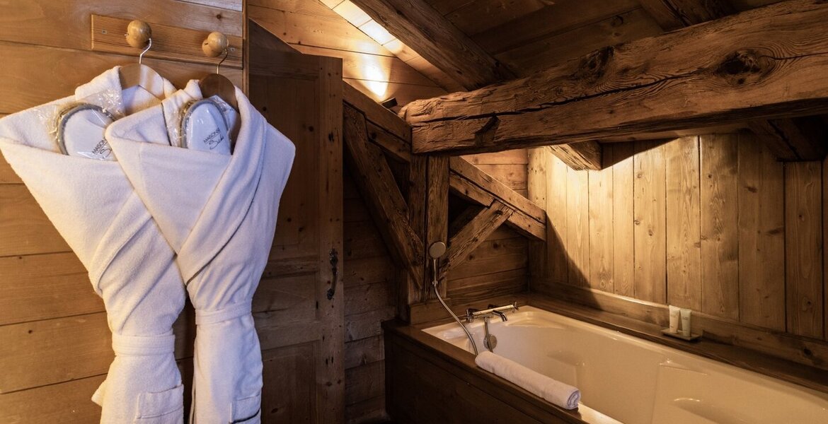 Luxury Chalet in Megève with Nordic Bath and Sauna