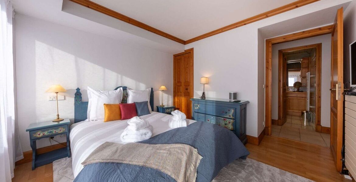 Ski-in/Ski-out Apartment in Courchevel 1850