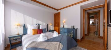 Ski-in/Ski-out Apartment in Courchevel 1850