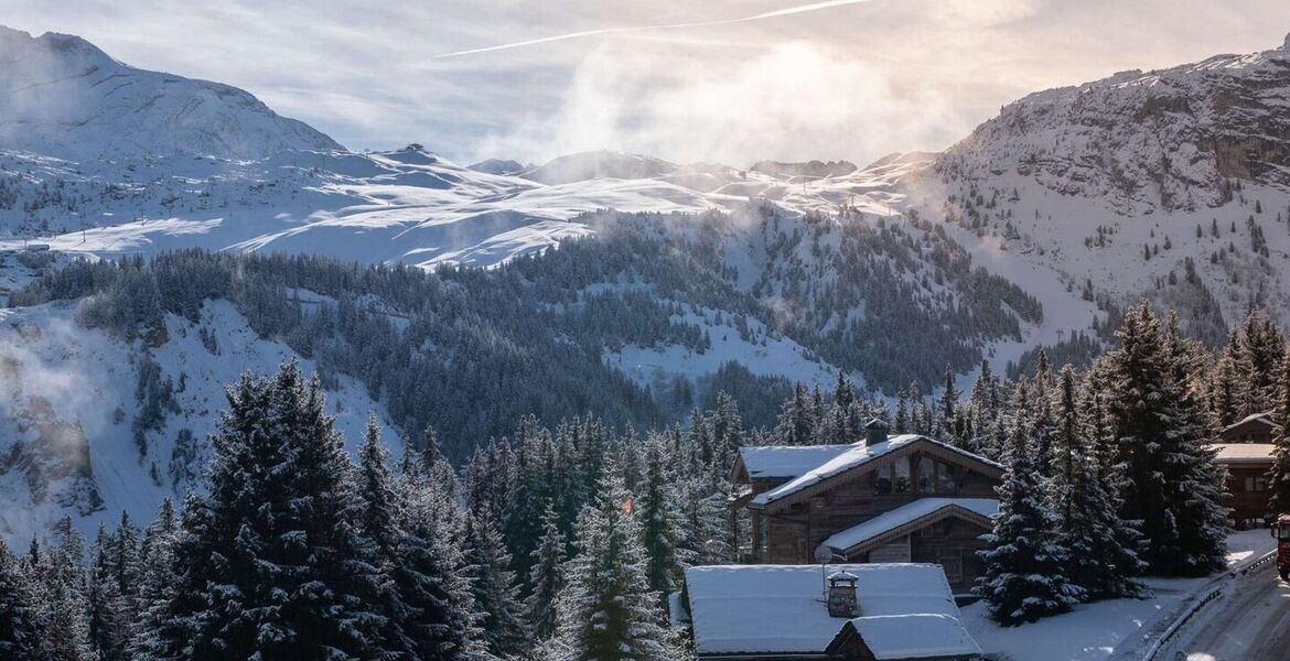 Ski-in/Ski-out Apartment in Courchevel 1850