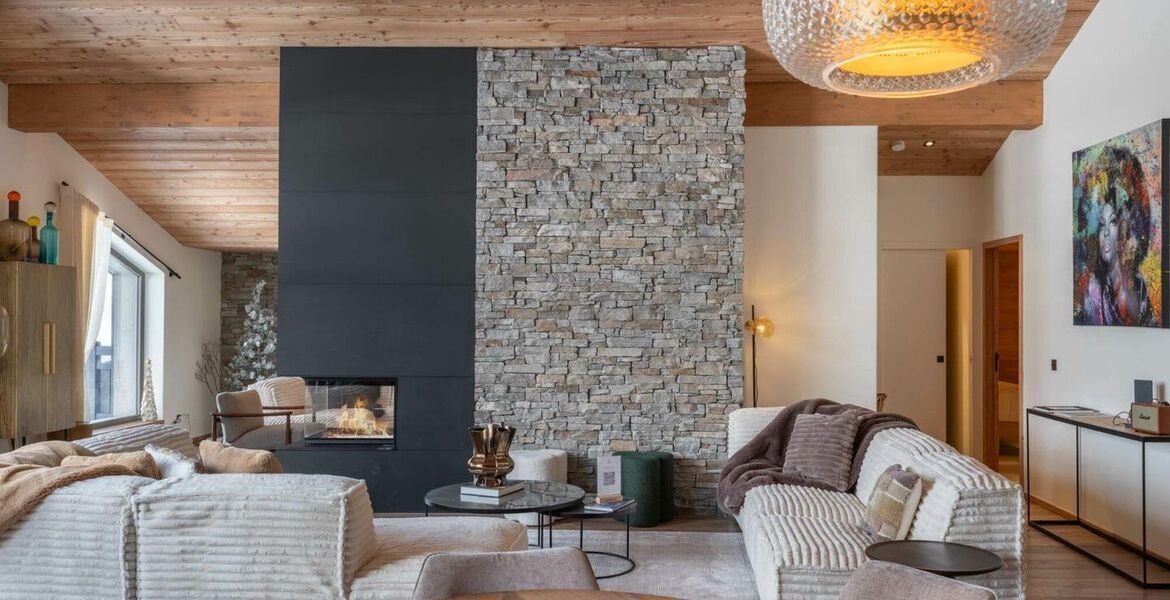 Luxury Ski-In/Ski-Out Duplex Apartment in Courchevel 1850
