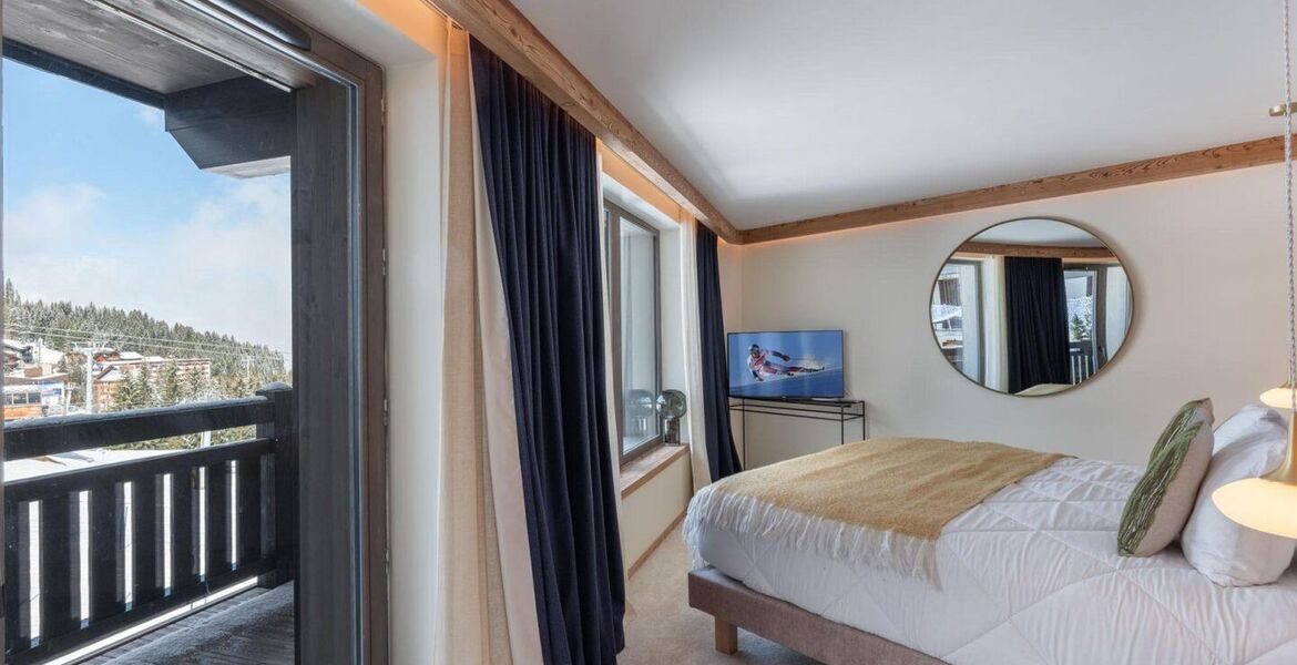 Luxury Ski-In/Ski-Out Duplex Apartment in Courchevel 1850