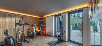 Luxury Ski-In/Ski-Out Duplex Apartment in Courchevel 1850