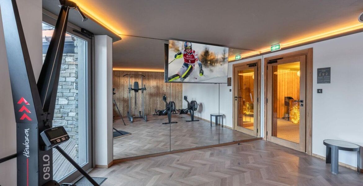 Luxury Ski-In/Ski-Out Duplex Apartment in Courchevel 1850