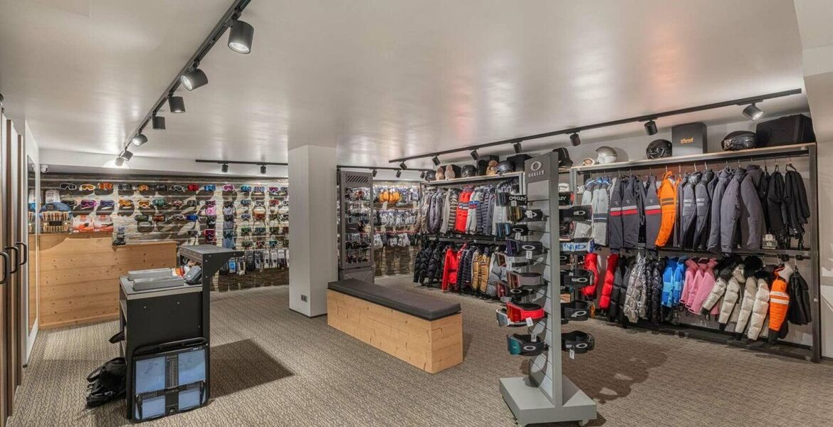 Luxury Ski-In/Ski-Out Duplex Apartment in Courchevel 1850