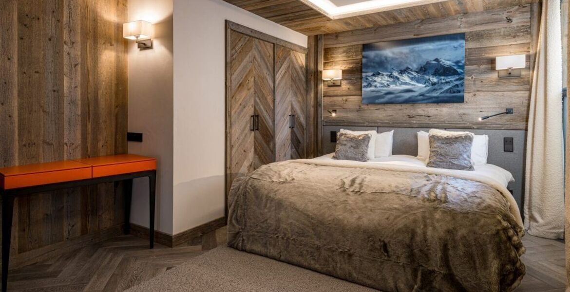 Luxury Ski Apartment with Hot Tub and Mountain Views