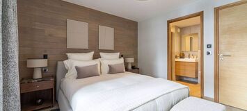 Luxury Mountain View Retreat with Spa and Ski Room