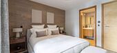 Luxury Mountain View Retreat with Spa and Ski Room