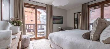 Luxury Mountain View Retreat with Spa and Ski Room