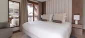 Luxury Mountain View Retreat with Spa and Ski Room