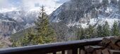 Luxury Mountain View Retreat with Spa and Ski Room