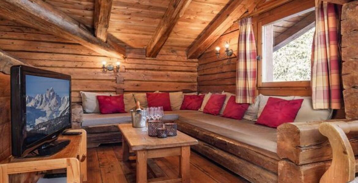 Cozy Log Cabin Chalet in La Tania, Three Valleys