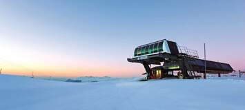 Ski-in/Ski-out Apartment in Courchevel 1850