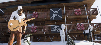 Stylish One-Bedroom Suite in Courchevel