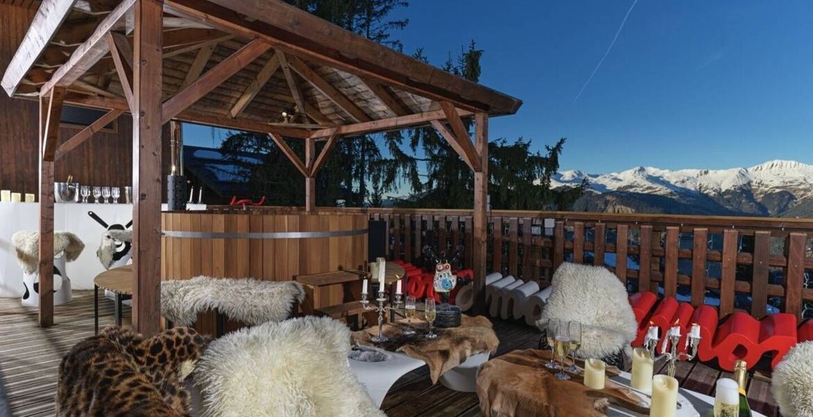 Exclusive Suite with Panoramic Terrace in Courchevel 1850