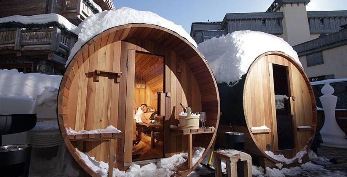 Exclusive Suite with Panoramic Terrace in Courchevel 1850