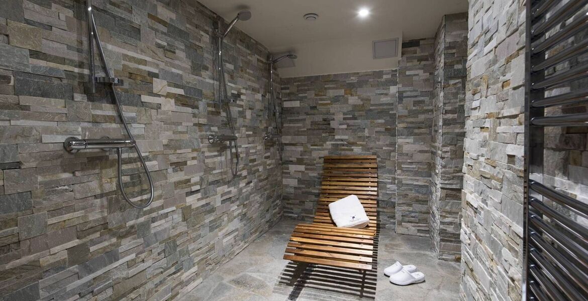 Exclusive Suite with Panoramic Terrace in Courchevel 1850