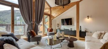 Elegant Apartment with Panoramic Views in Courchevel 1650
